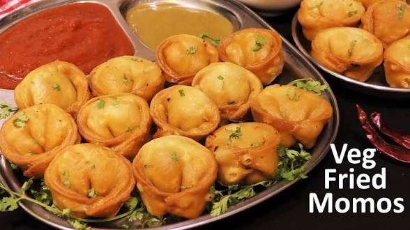 VEG CHEESE FRIED MOMOS