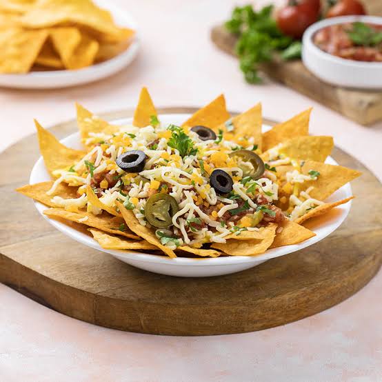 CHEESY LOADED NACHOS
