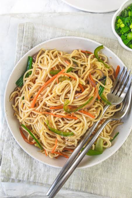 HAKKA NOODLES