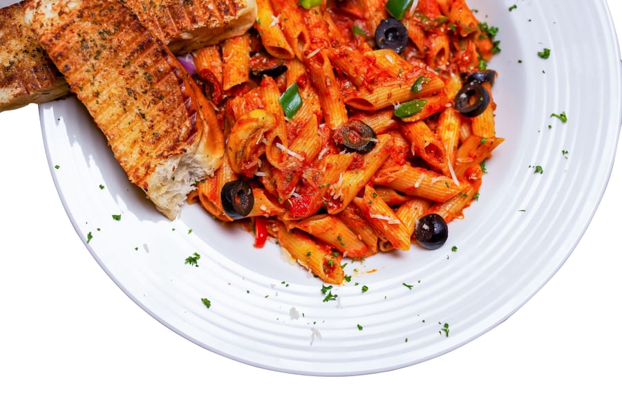 Grilled Paneer Pasta (Red Sauce)