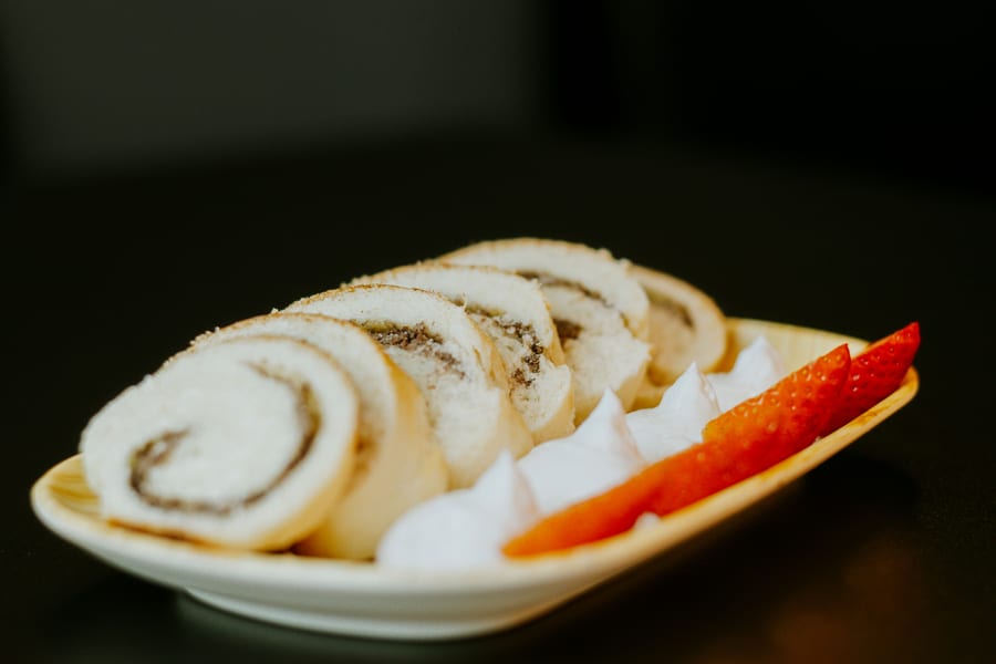 CREAM ROLL SPL.