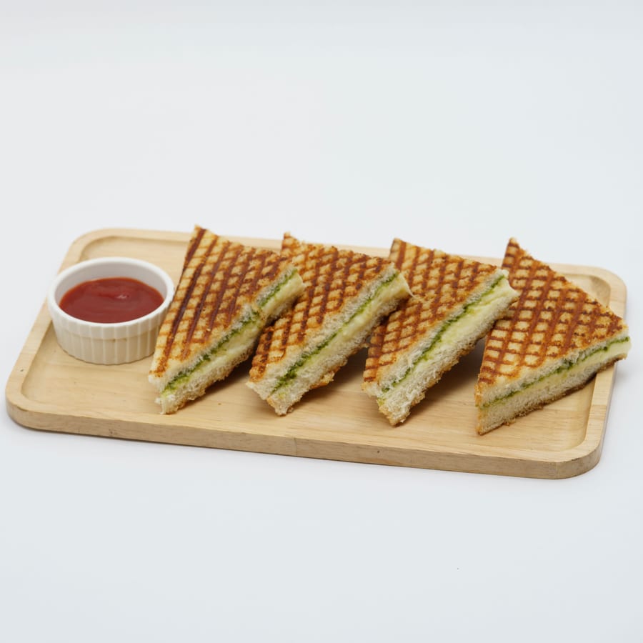 Bombay Kaccha Sandwich