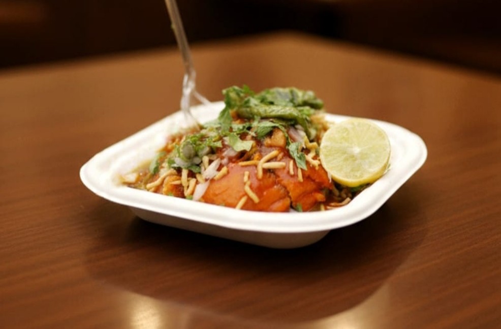 Munim Ji Ka Special pav vada