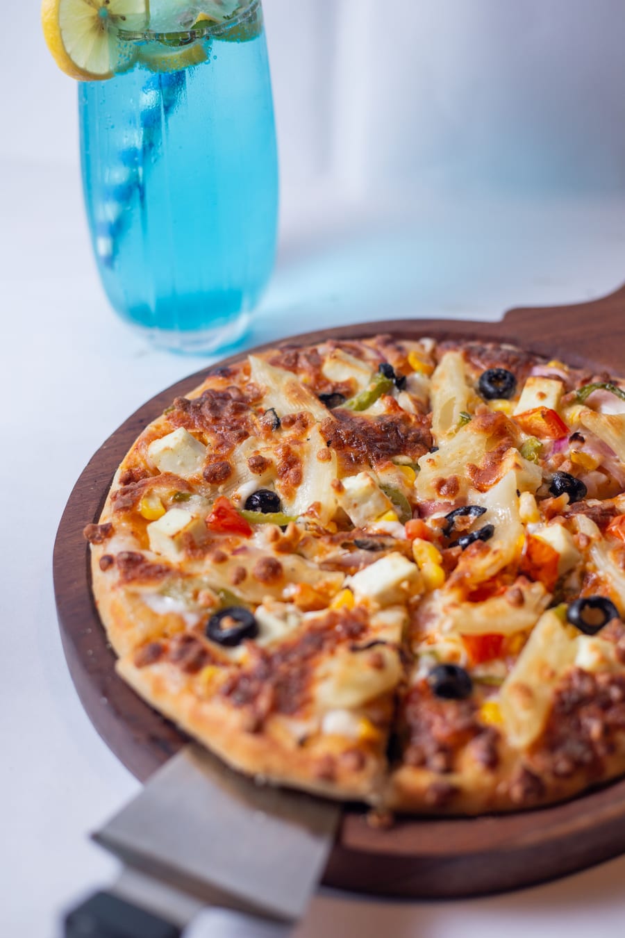 भीड़ भाड़ स्पेशल पिज़्ज़ा - Bheed Bhaad Special Pizza