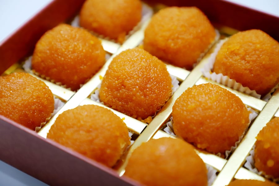 मोतीचूर लड्डू - Motichoor Laddu