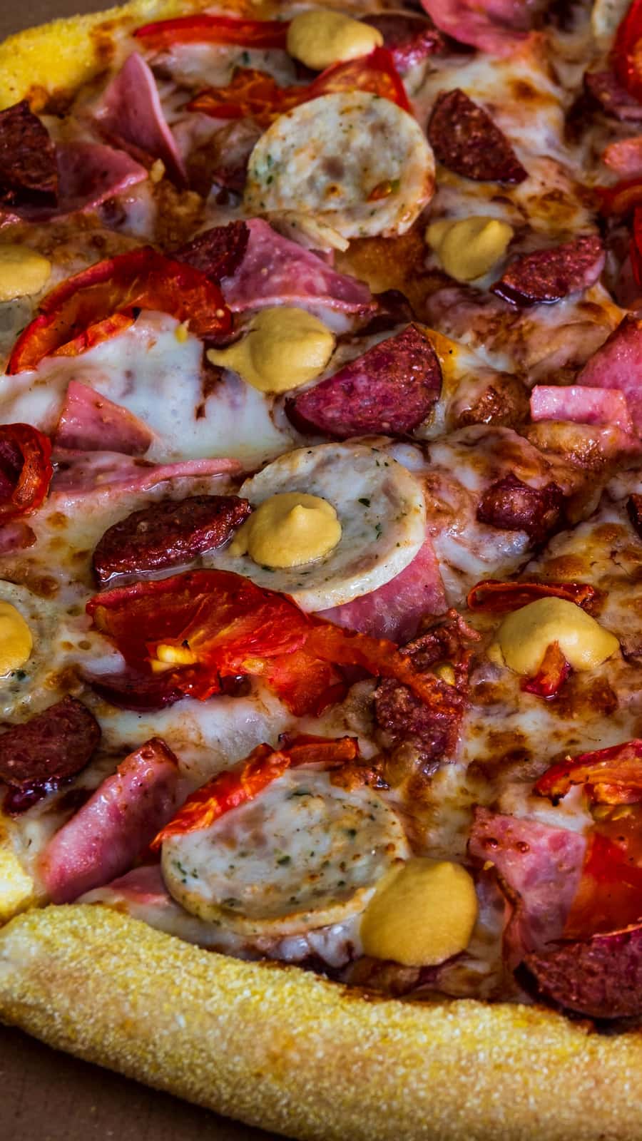 Full Loaded Hot & Spicy Pizza