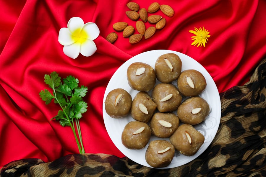 कुंदा पेड़ा - Kunda Peda