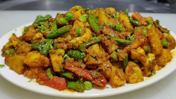 मिक्स वेज (हाफ)