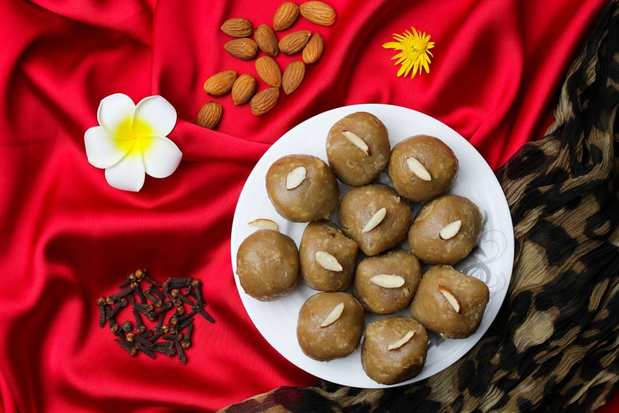 बादाम पेड़ा - Badam Peda