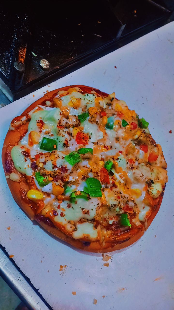 Corn veg mix pizza (7 inch )
