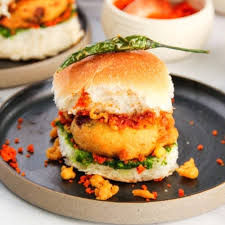 Vada Pav (वडा पाव)