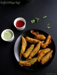 Aalo mirchi pakora