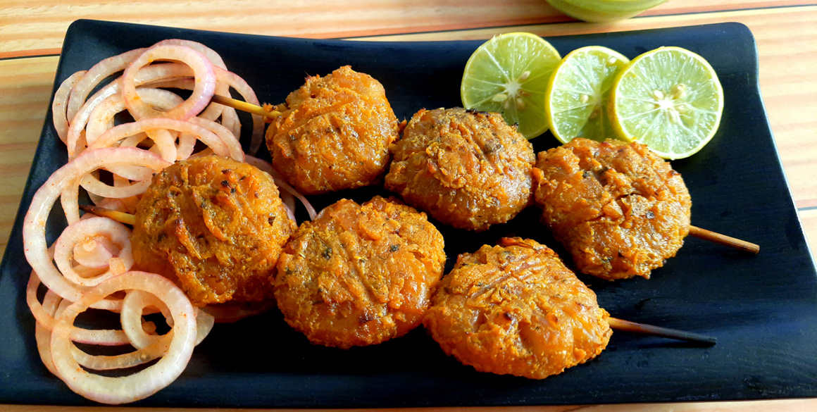 Veg Tandoori Momo Steam ( वेज तंदूरी मोमो स्टीम )