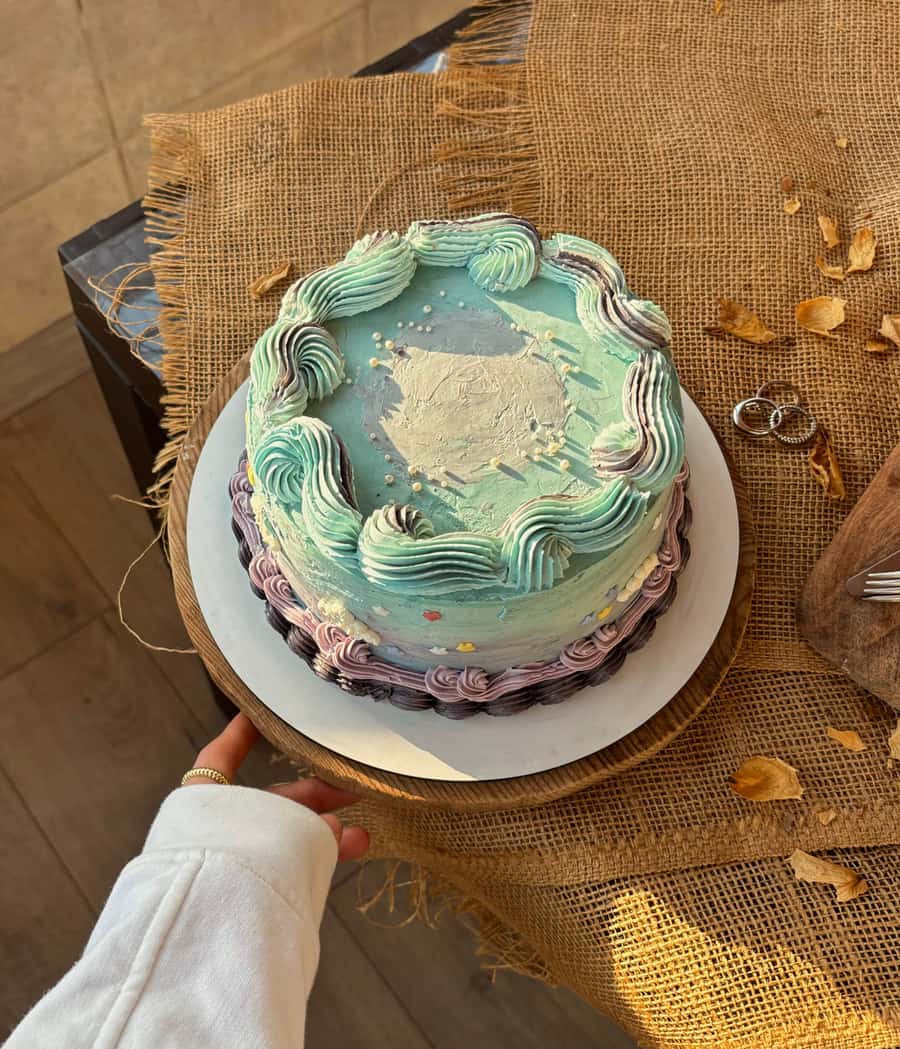 BLUE BERRY  cake
