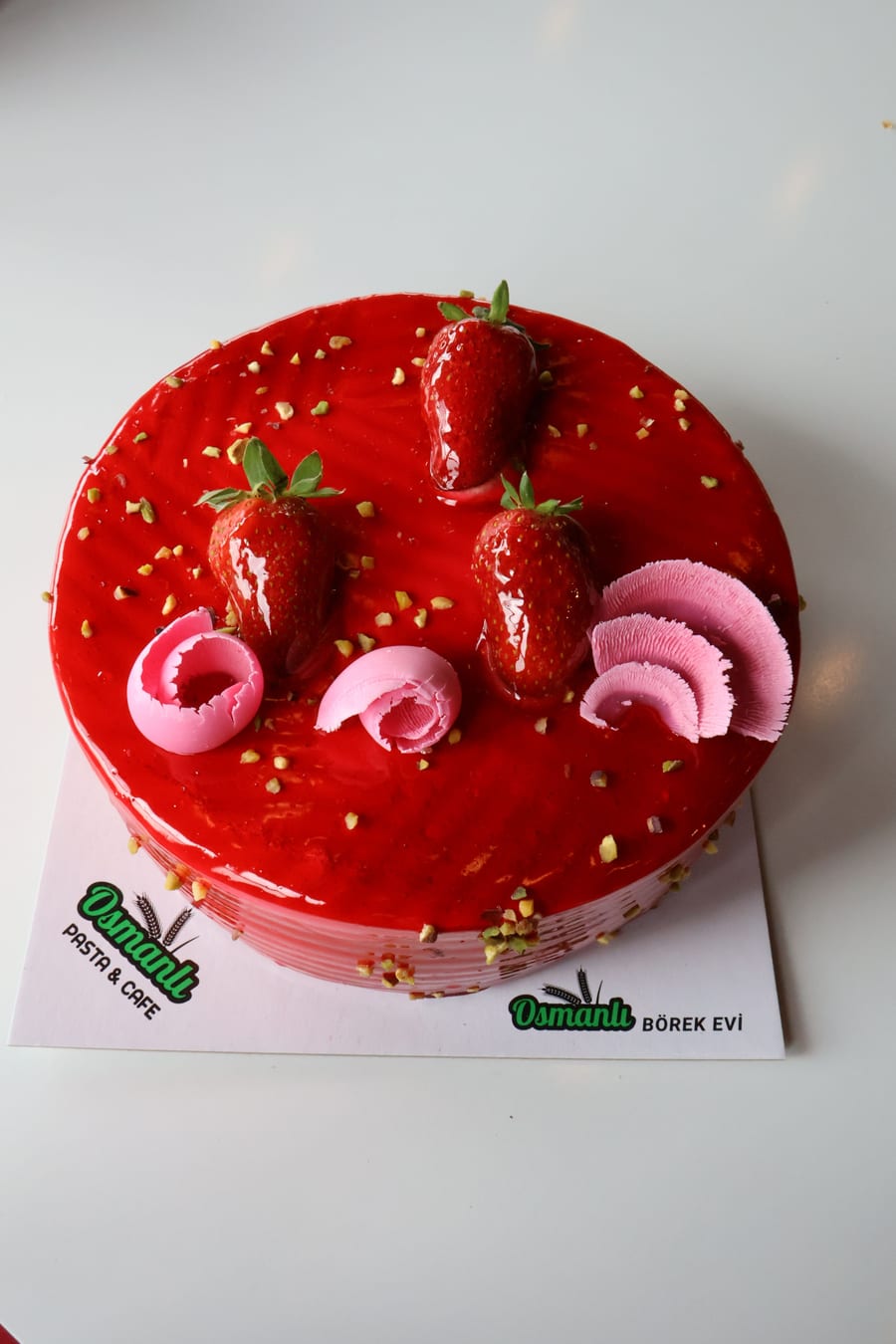 STRAWBERRY CAKE