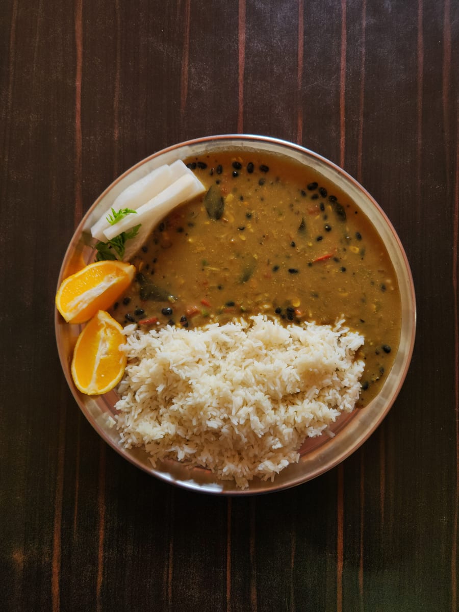 दाल चावल लपेटा
