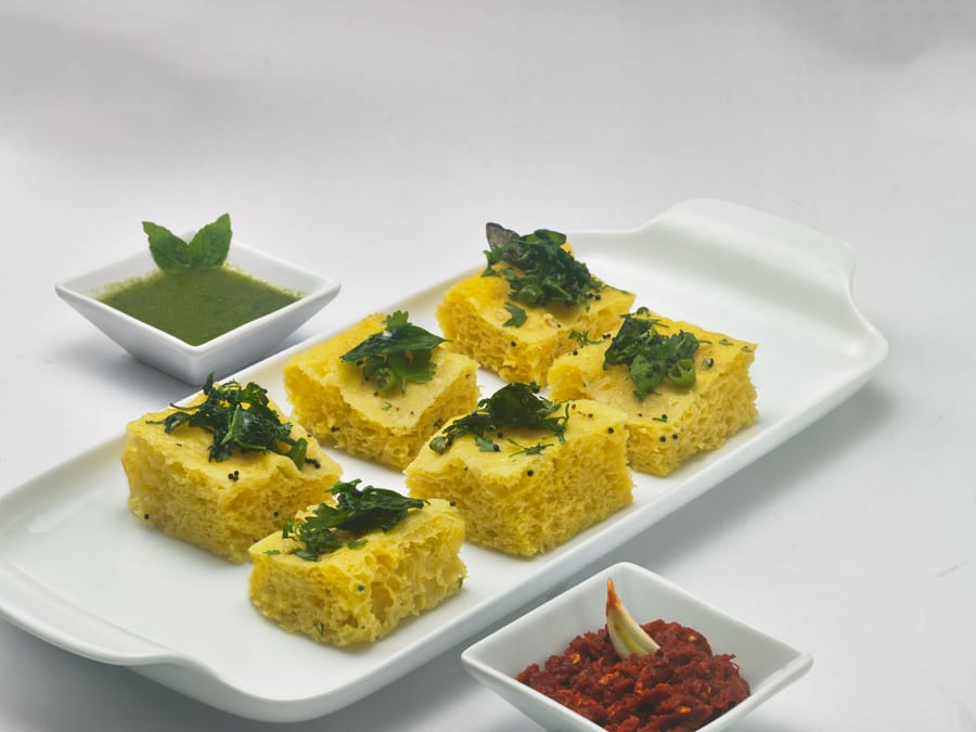 Khaman Dhokla (1 kg)
