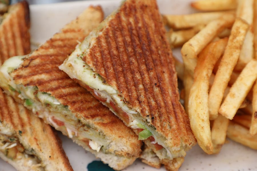 चिली चीज स्पॉइसी