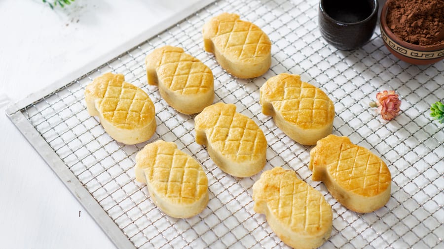 TUTTY FRUITY COOKIES