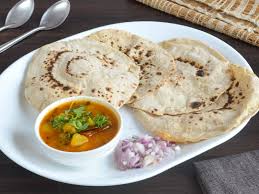 सब्ज़ी + 5 रोटी + सलाद