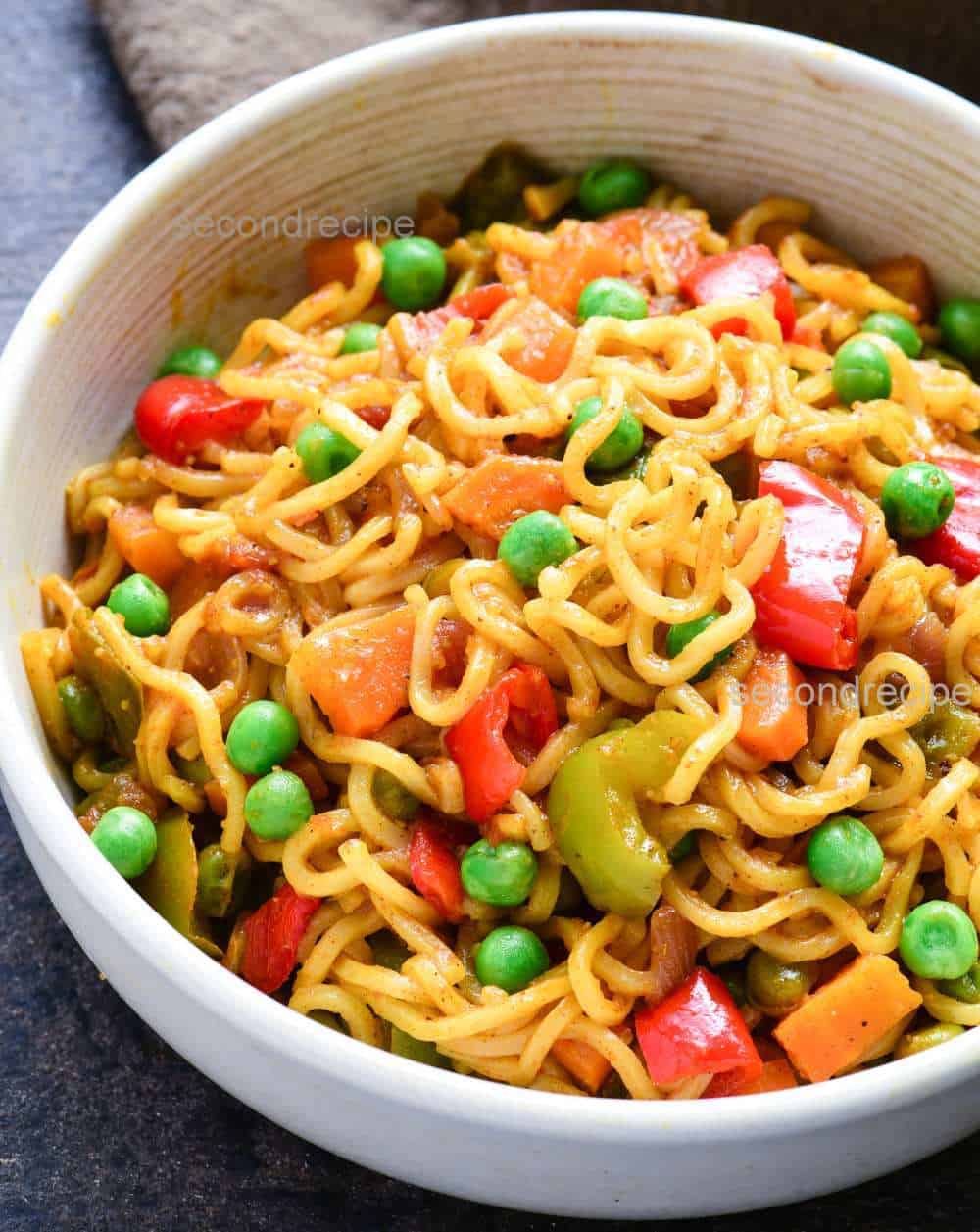 Veg maggi (वेज मैगी)