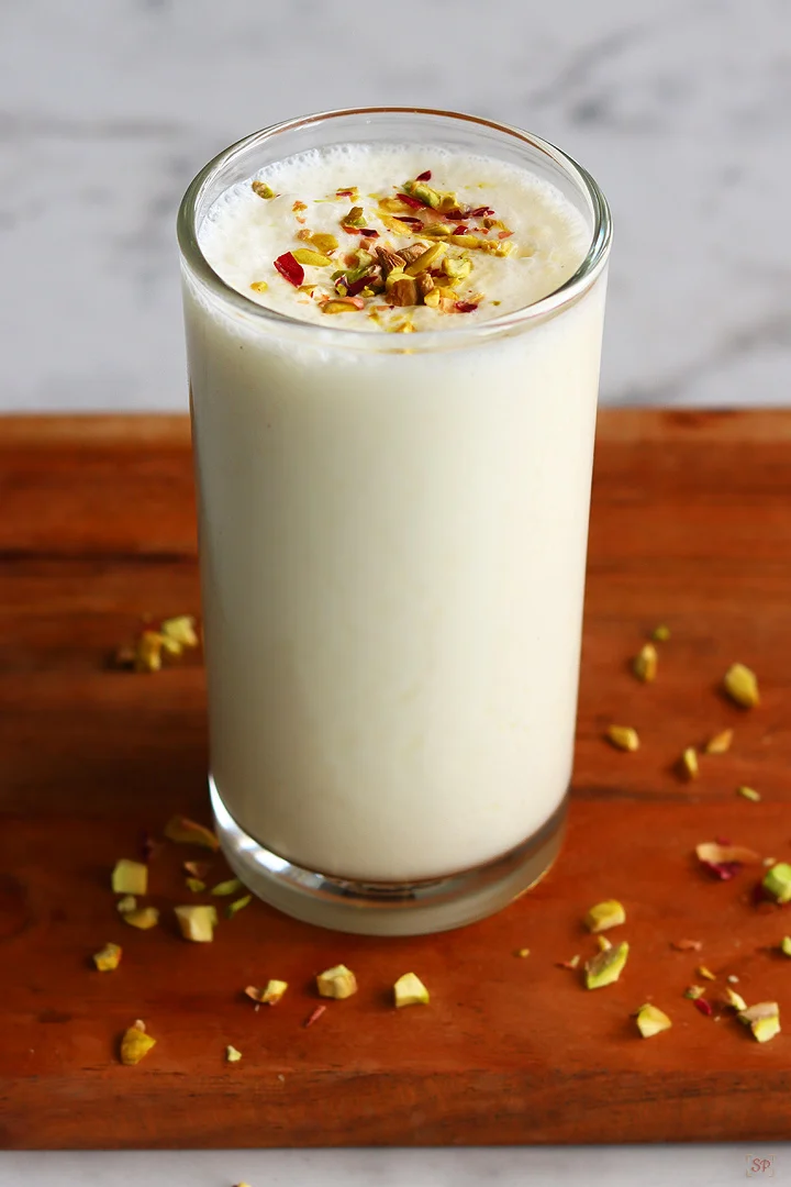 LASSI (लस्सी)