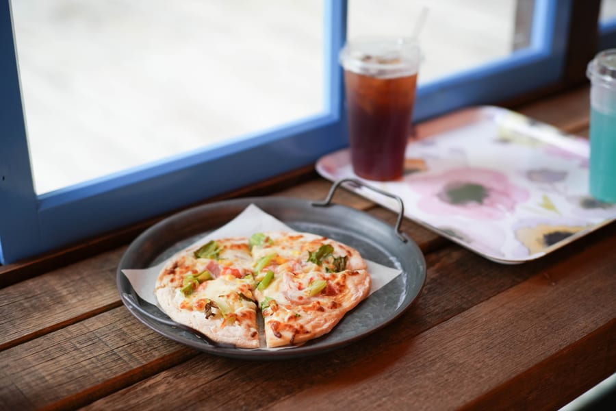 PIZZA + COLD COFFEE