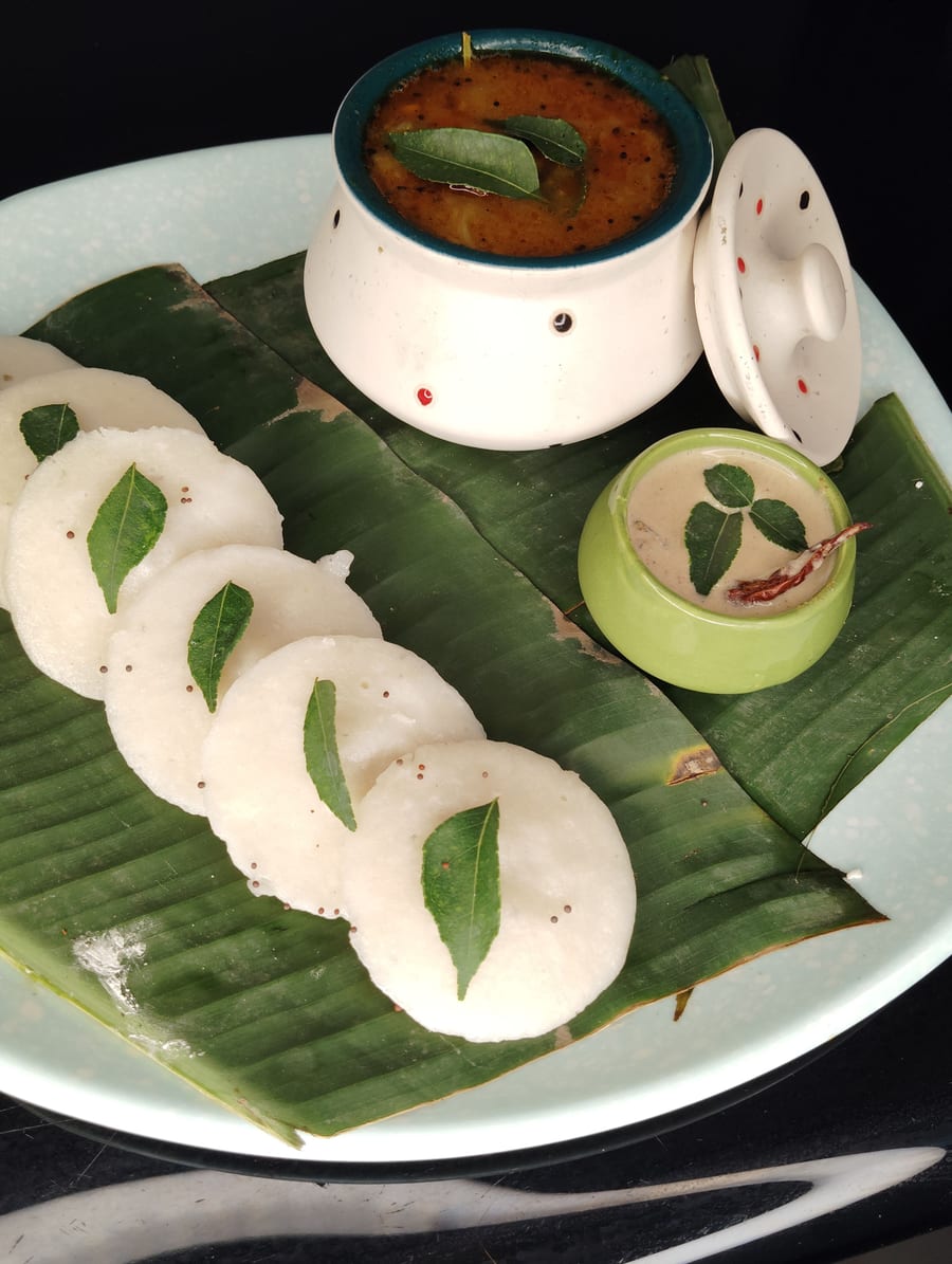 Ghee podi idli