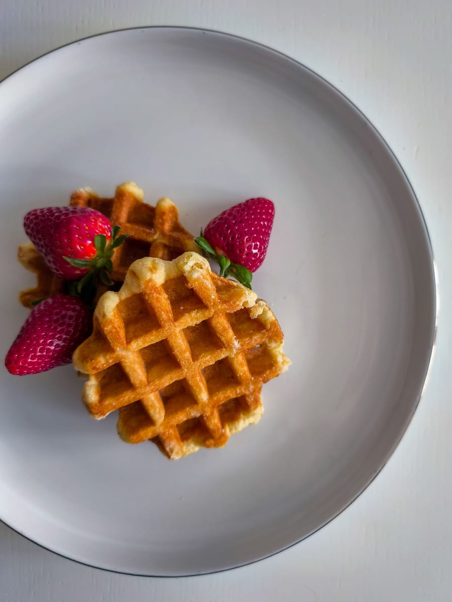 Strawberry Waffle (Mini)