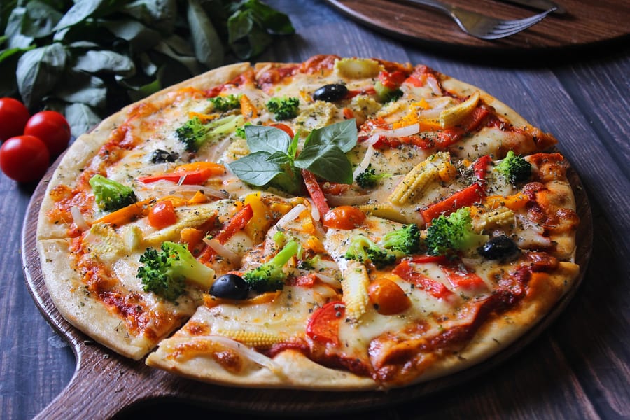 Vegetable pizza