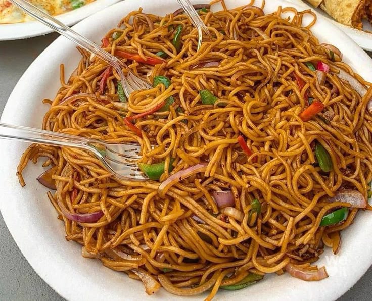 हक्का चाउमीन