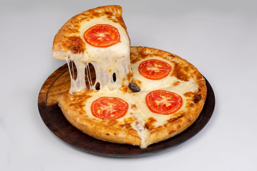 Cheesy tomato twist