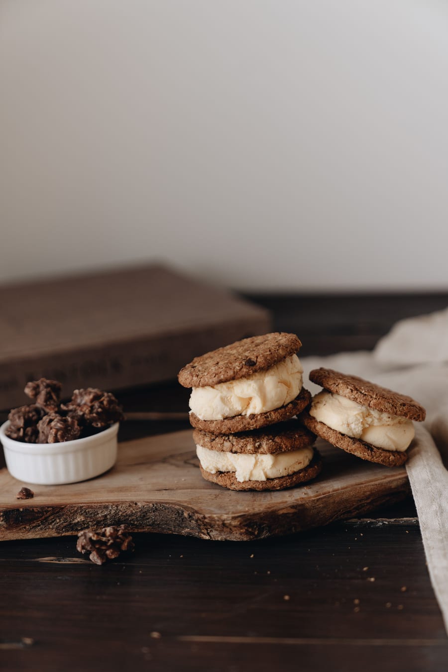 CHOCOLATE ROASTED SANDWICH
