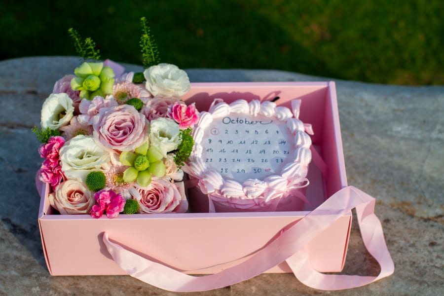 Rose Box cake