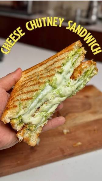 CHEESE CHUTNEY SANDWICH