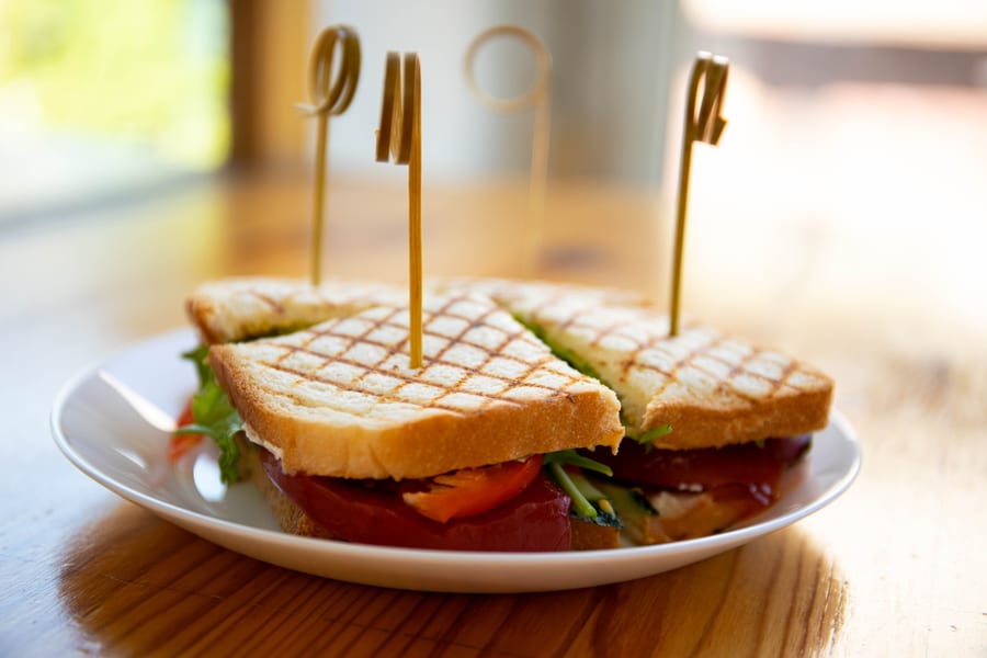 YPC SPECIAL SANDWICH (J)