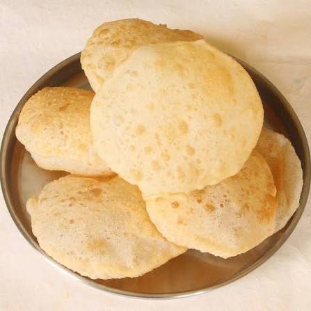 पूरी (4 पूरी) (हाफ)
