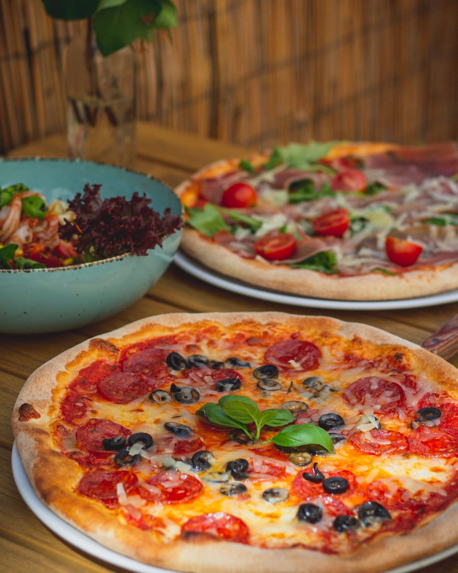 Capsicum (Large)pizza