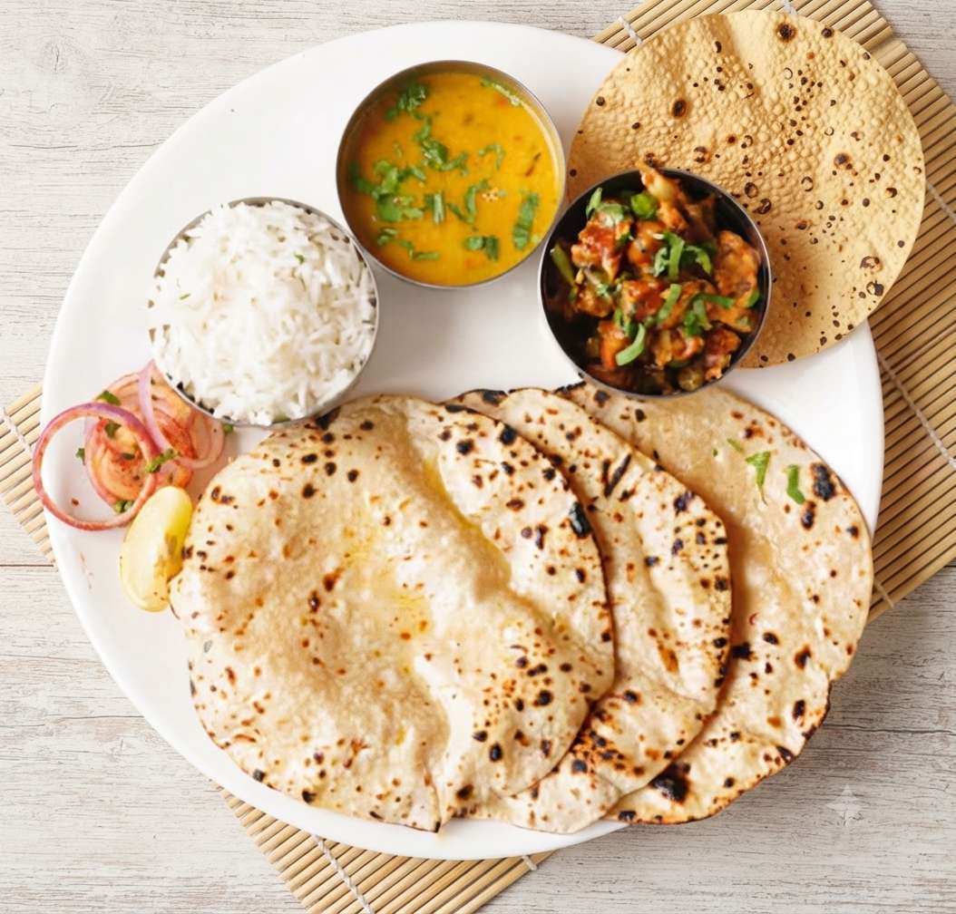 सादी थाली
