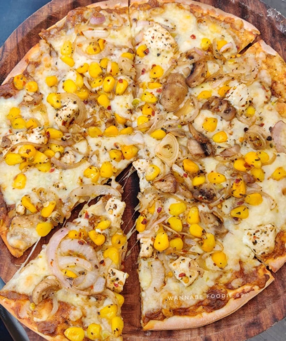Cheese Corn Pizza (10 Inch)
