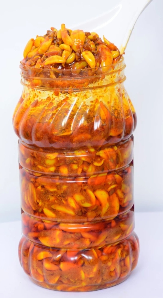 Home made garlic achar (500gm)