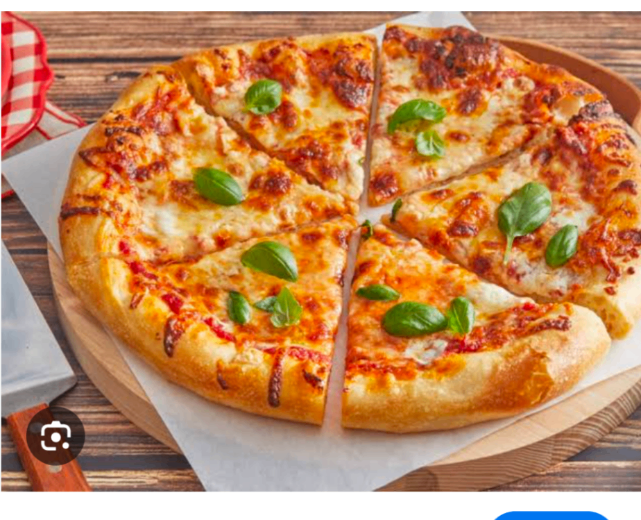 Margherita Pizza (मार्गेरीटा पिज़्ज़ा)