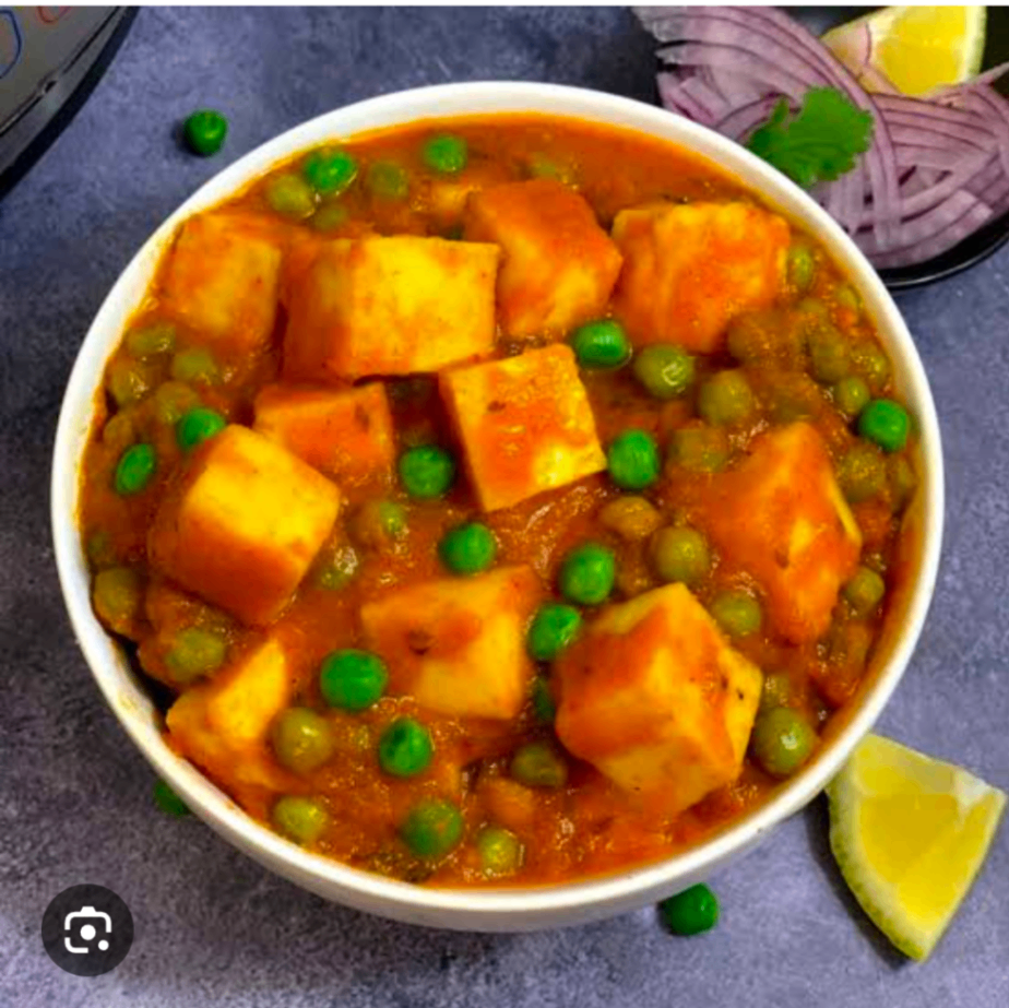 मटर पनीर